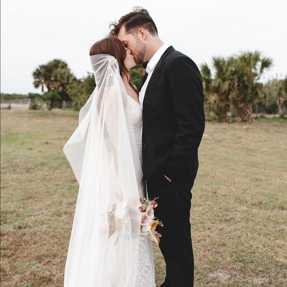 Bo & Luca Rosa Veil - Picture 3 of 11